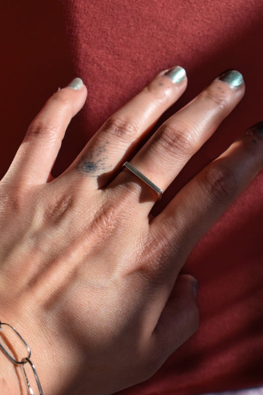 Filo Signet Ring