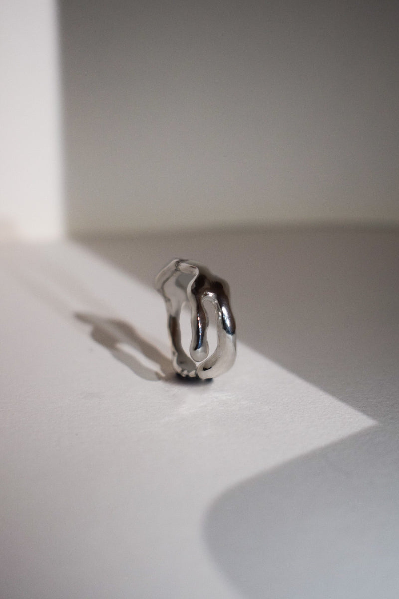 Drippy silver ring 1
