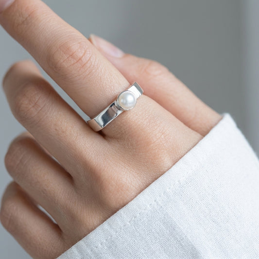 Smalle Zegelring | Zoetwaterparel | 925 Sterling Zilver