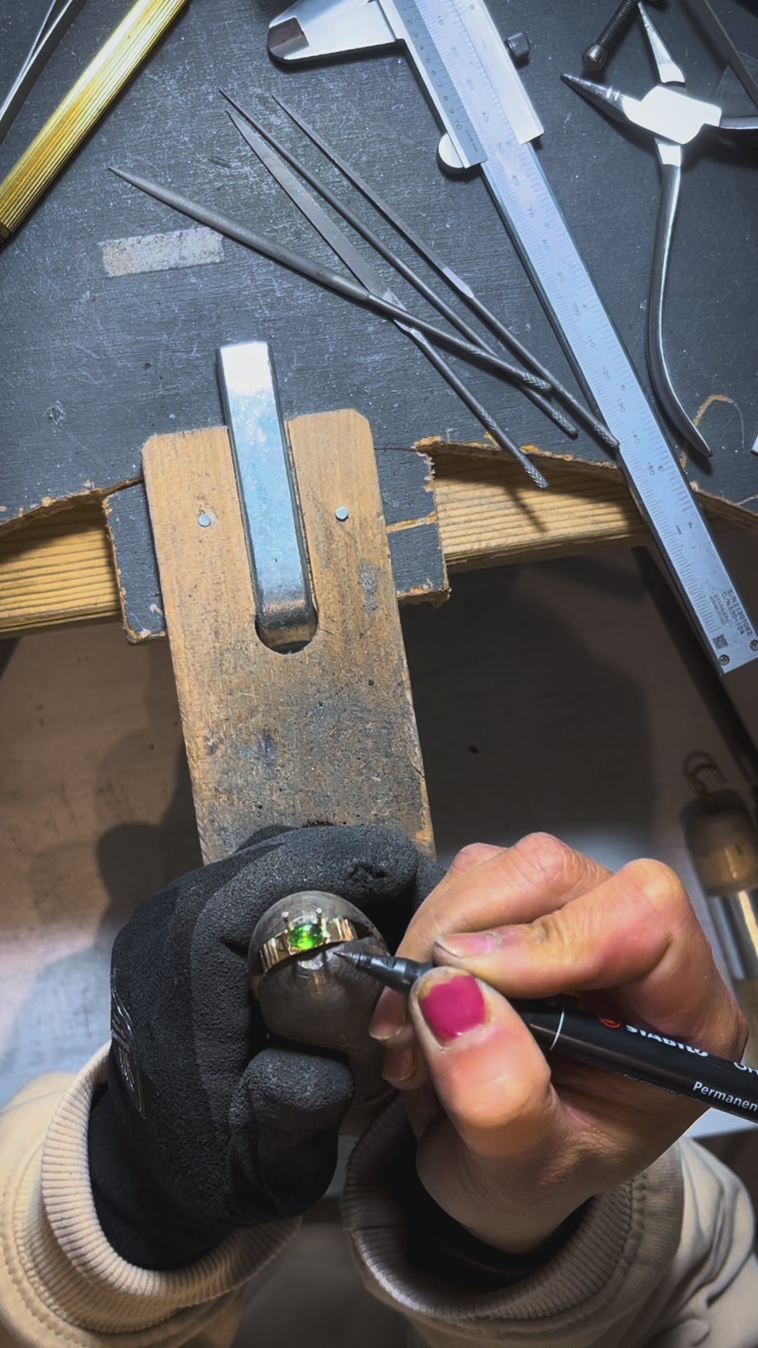 Procesofmakingagoldring